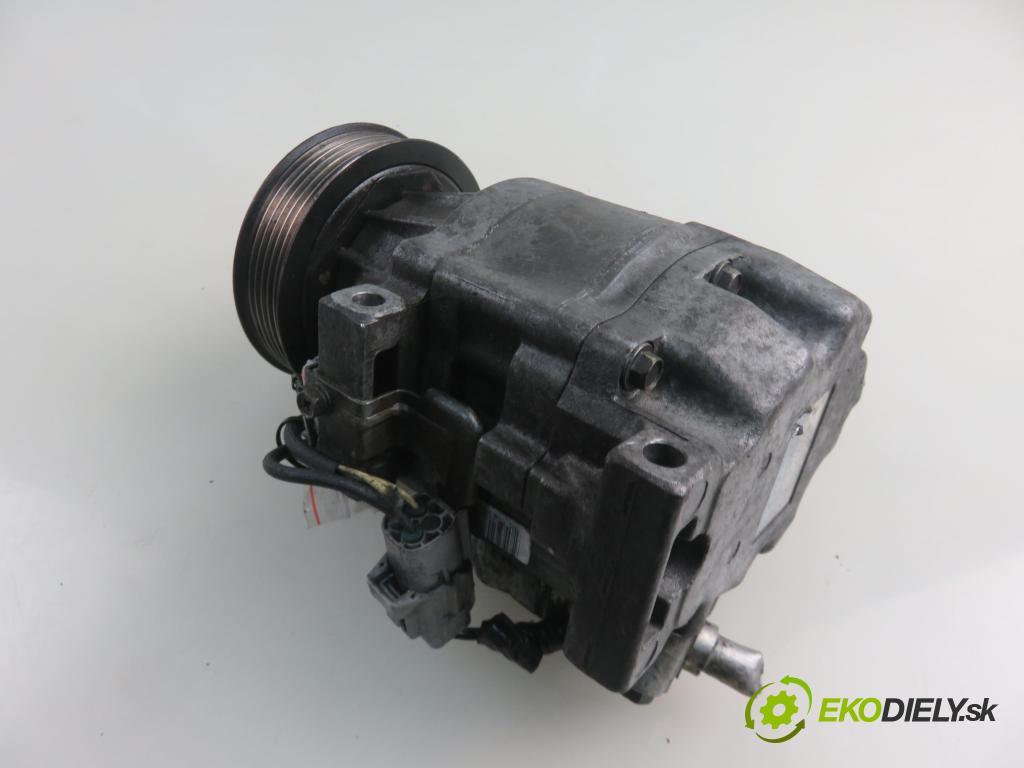 TOYOTA COROLLA Liftback (_E11_) LIFTBACK 2001 63,00 1.4 (EE111_) - 4E-FE 1332,00 KOMPRESOR: klimatizácie  (Kompresory klimatizácie)