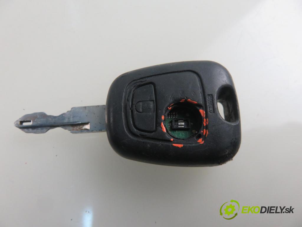 PEUGEOT 206 liftback (2A/C) HB 2004 80,00 1.6 16V - NFU (TU5JP4) 1587,00 spinačka  (Spínacie skrinky a kľúče)