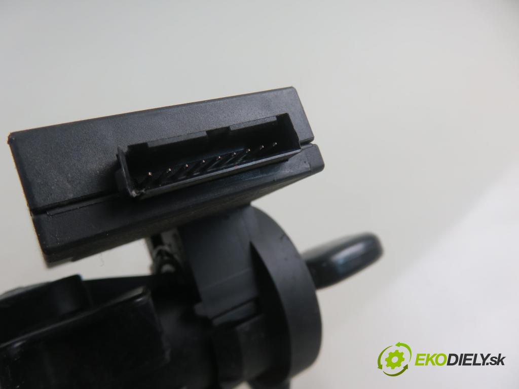 OPEL AGILA (A) (H00) HB 2002 43,00 1.0 12V - Z 10 XE 973,00 spinačka 24445098 (Spínacie skrinky a kľúče)