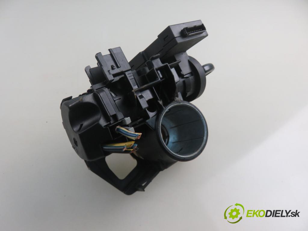 OPEL AGILA (A) (H00) HB 2002 43,00 1.0 12V - Z 10 XE 973,00 spinačka 24445098 (Spínacie skrinky a kľúče)