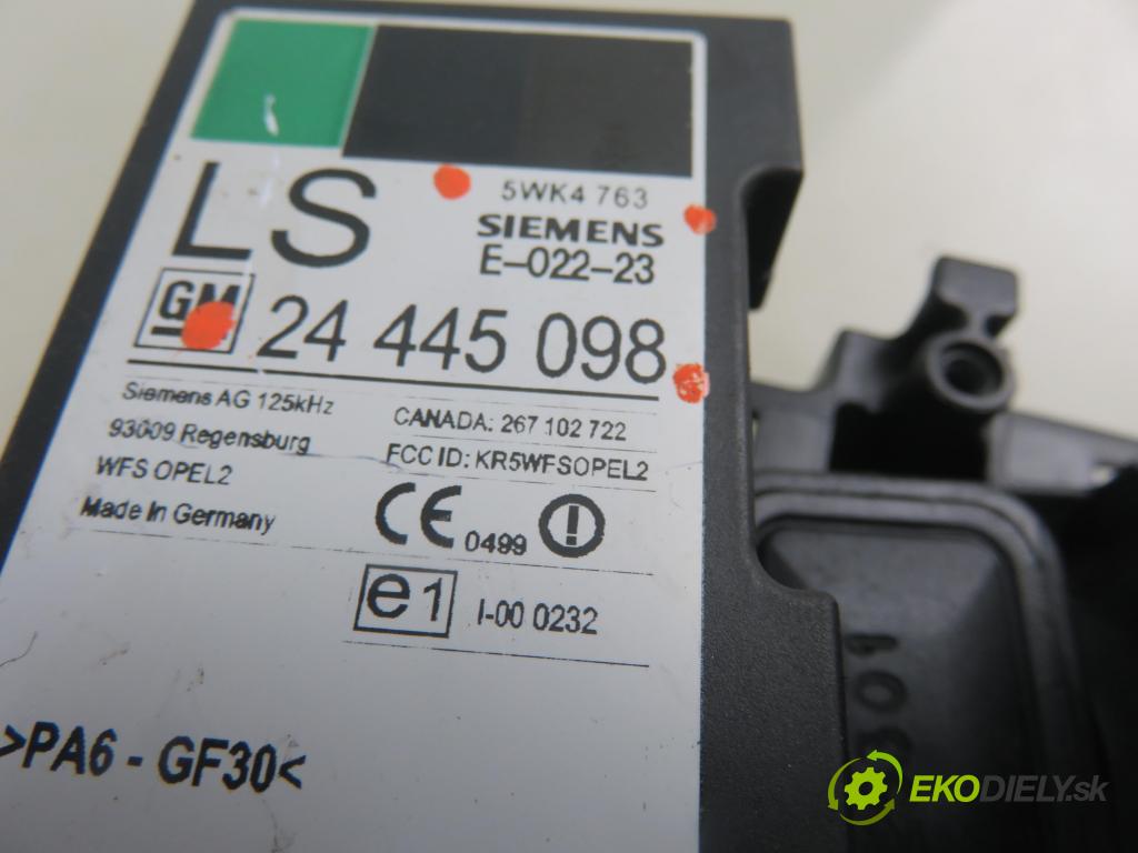 OPEL AGILA (A) (H00) HB 2002 43,00 1.0 12V - Z 10 XE 973,00 spinačka 24445098 (Spínacie skrinky a kľúče)