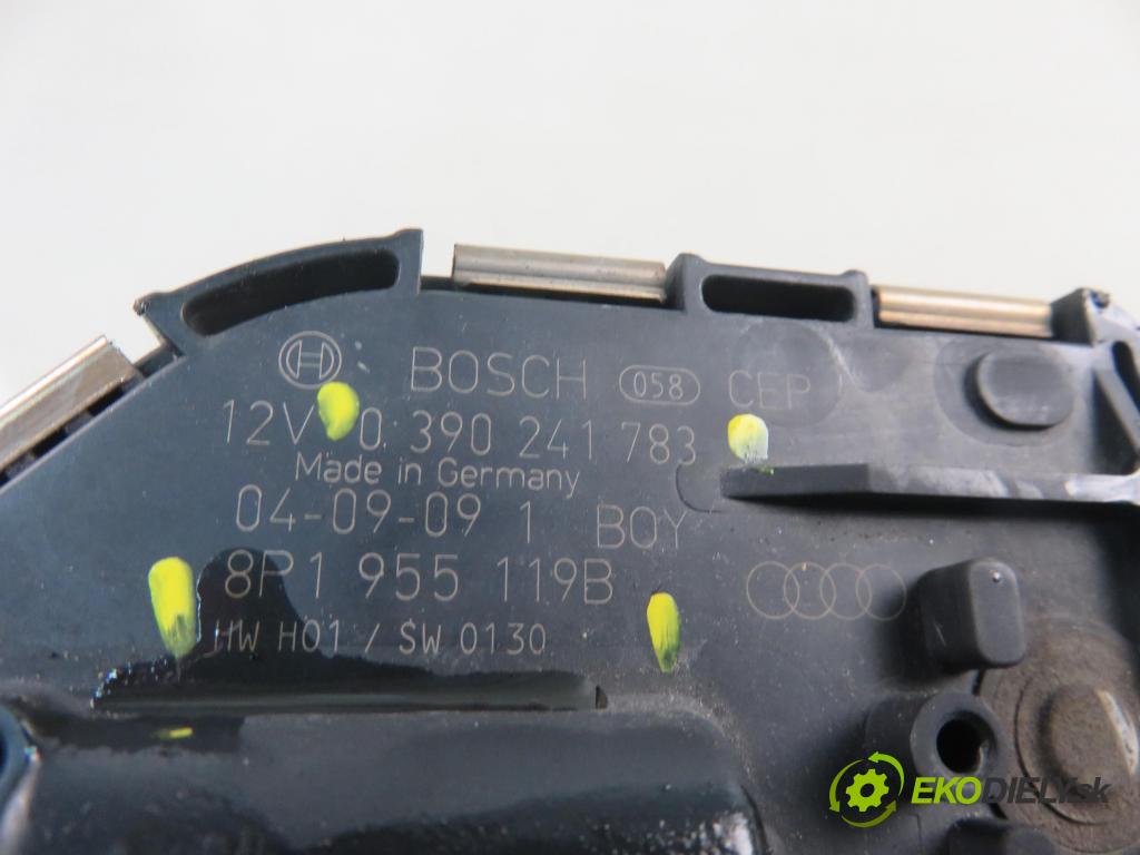 AUDI A3 (8P1) HB 2006 103,00 2.0 TDI PD 16V 140 1968,00 Motorček stieračov predný 8P1955119B ; 0390241783