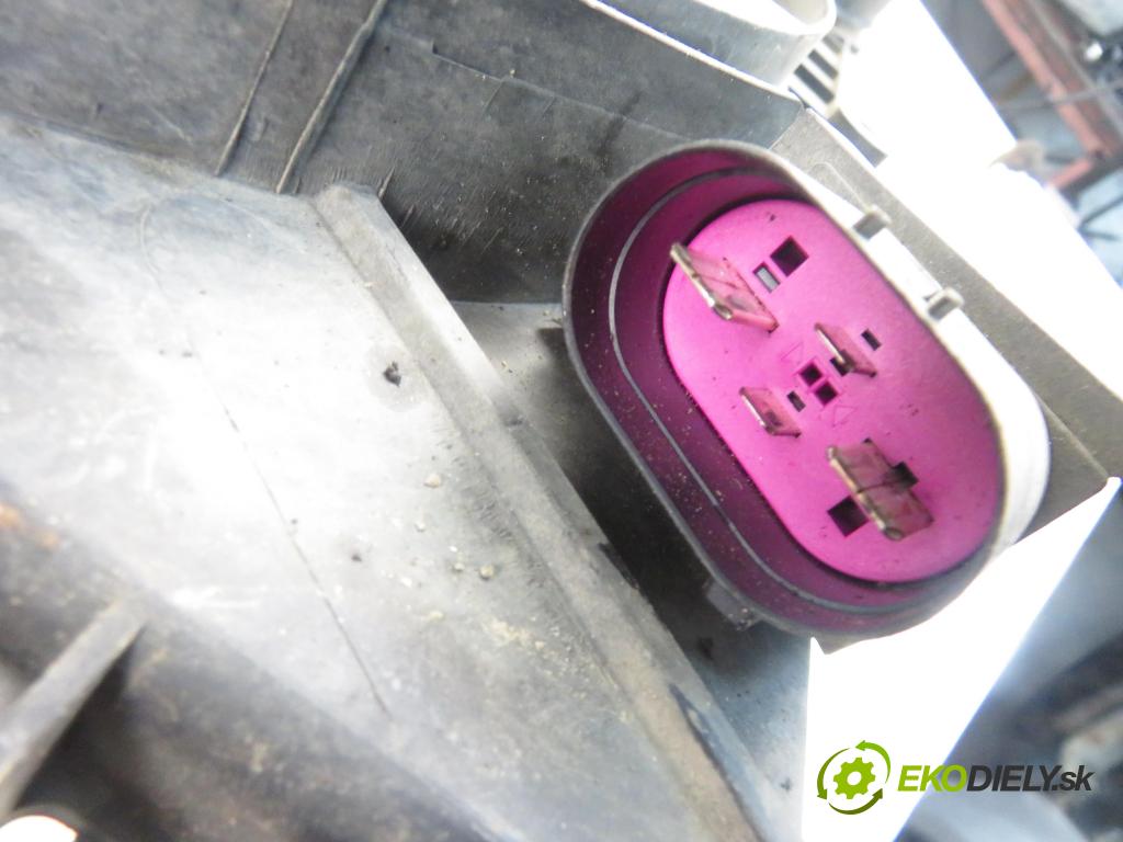 VW PASSAT B6 Variant (3C5) KOMBI 2007 125,00 2.0 TDI - BMR 1968,00 Ventilátor chladič klíma/voda 1K0121207AD ; 1K0121205J