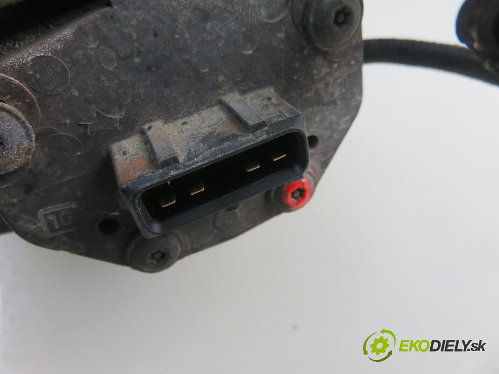 VW GOLF III (1H1) HB 1994 55,00 1.6 8V 75 - AEA 1598,00 Vstrek 0438201509 ; 0132008601