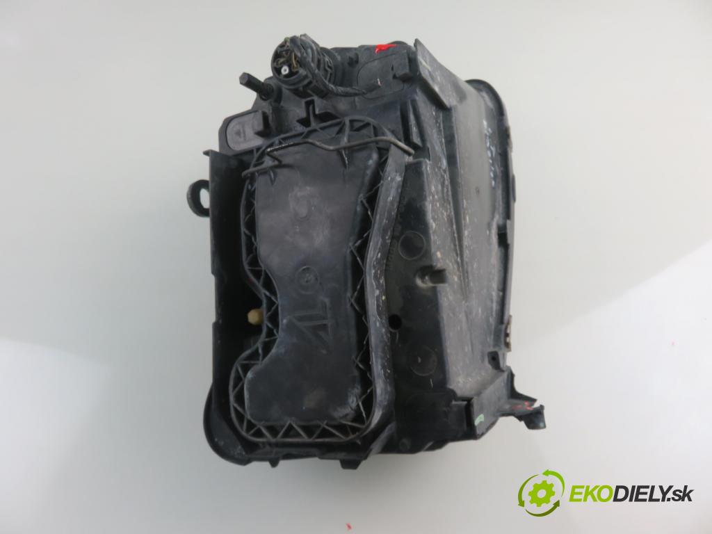 FIAT PANDA (169_) HB 2012 51,00 1.2 - 169 A4.000 1242,00 světlo LP