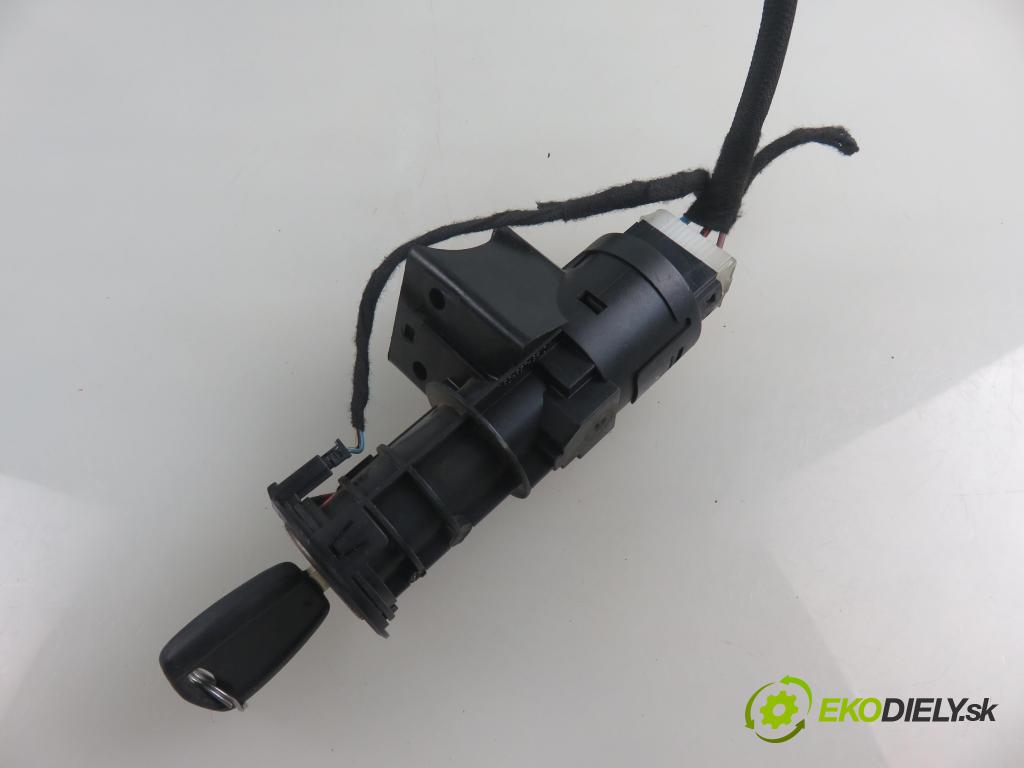 FIAT PANDA (169_) HB 2012 51,00 1.2 - 169 A4.000 1242,00 spinačka 46845361 (Spínacie skrinky a kľúče)