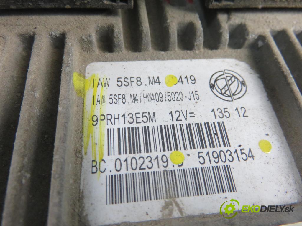 FIAT PANDA (169_) HB 2012 51,00 1.2 - 169 A4.000 1242,00 Riadiaca jednotka Motor IAW5SF8M4 ; 51903154