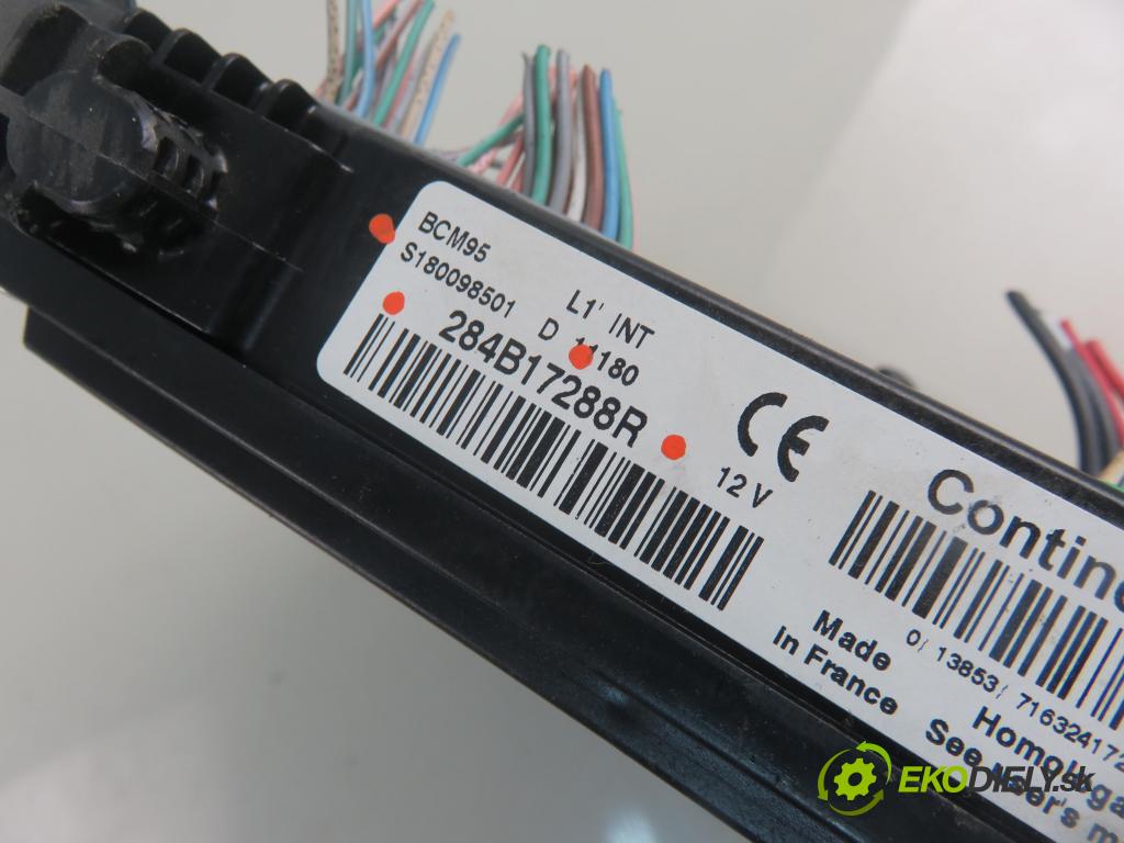 RENAULT MEGANE III liftback (BZ0/1_) HB 2011 96,00 1.9 dCi (BZ0N, BZ0J) - F9Q 870 1870,00 MODUL BSI S180098501D ; 284B17288R