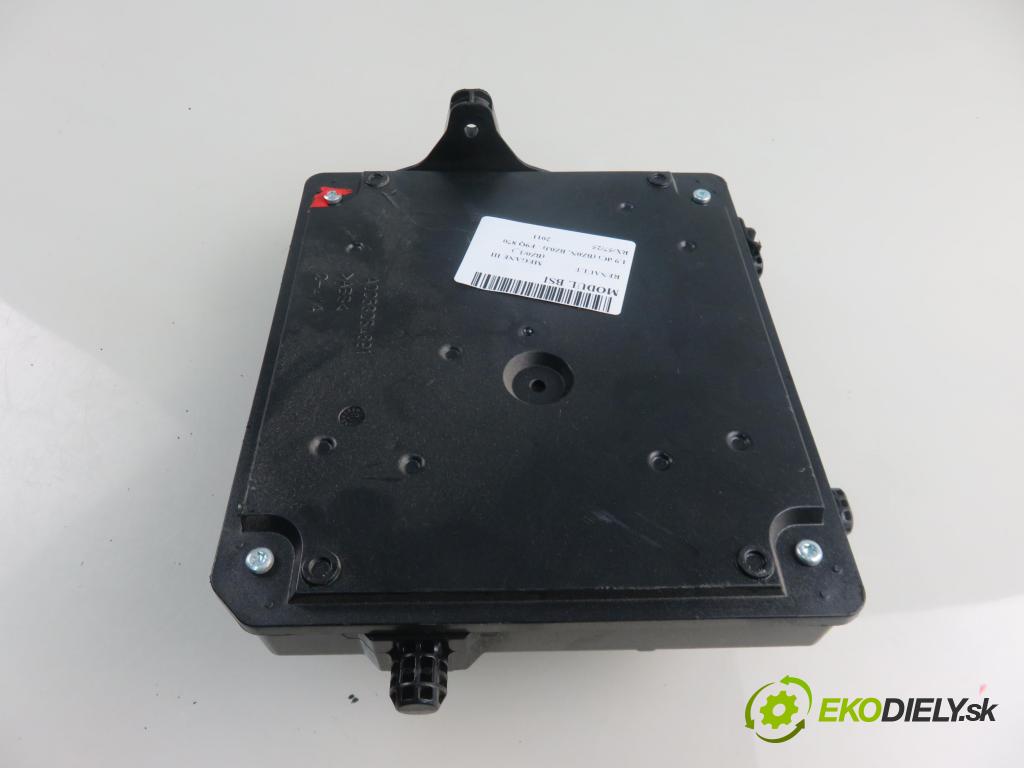 RENAULT MEGANE III liftback (BZ0/1_) HB 2011 96,00 1.9 dCi (BZ0N, BZ0J) - F9Q 870 1870,00 MODUL BSI S180098501D ; 284B17288R