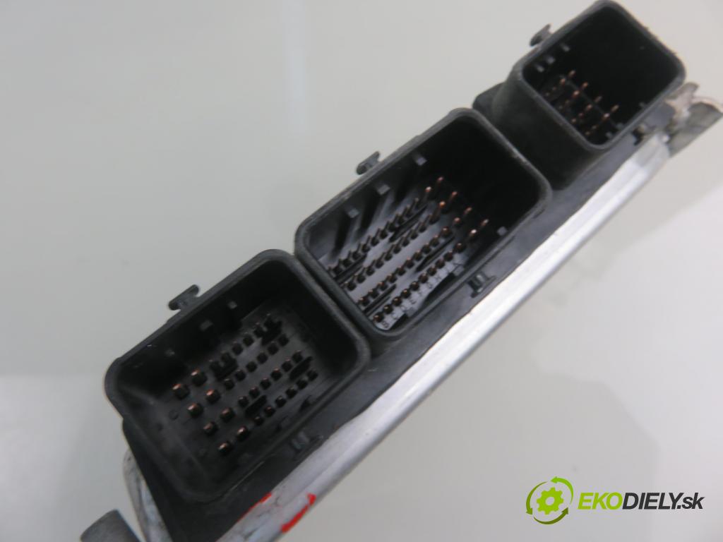 PEUGEOT 206 liftback (2A/C) HB 2004 80,00 1.6 16V - NFU (TU5JP4) 1587,00 Riadiaca jednotka Motor 0261207477 ; 9657499980 ; 9643218980