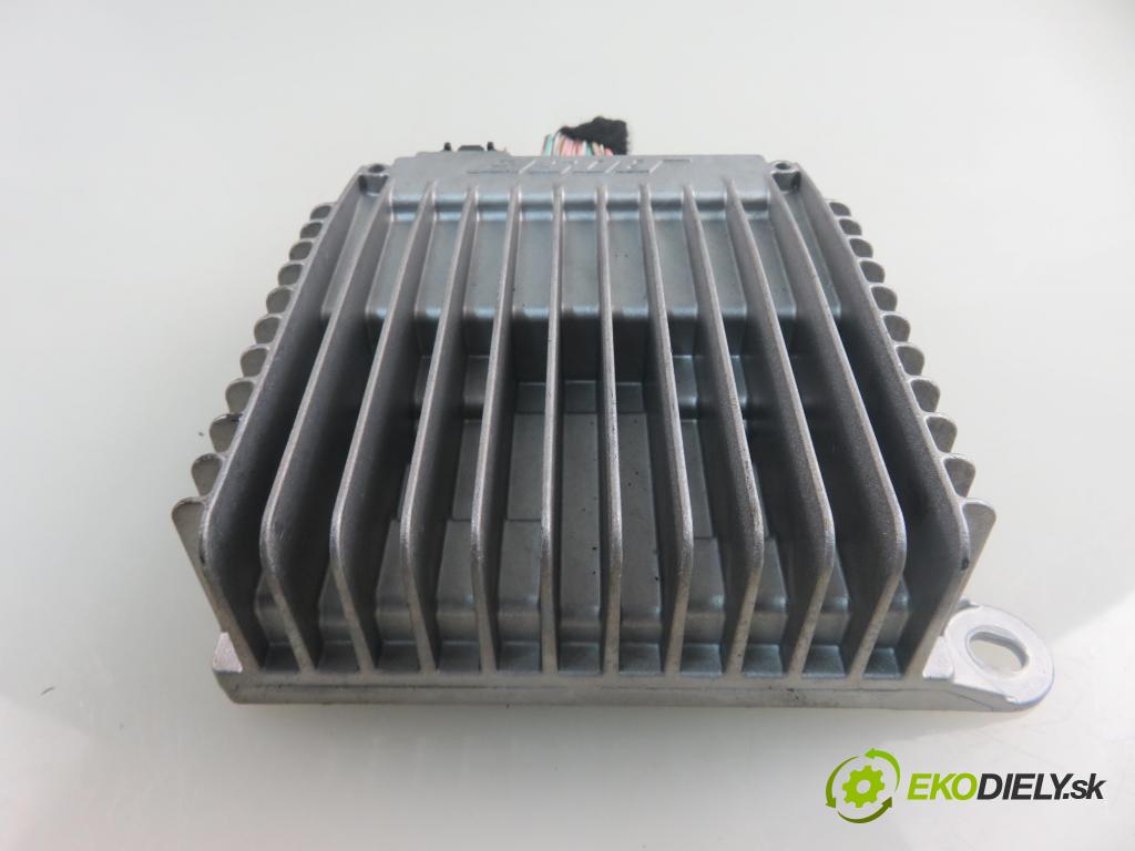 RENAULT MEGANE III liftback (BZ0/1_) HB 2011 96,00 1.9 dCi (BZ0N, BZ0J) - F9Q 870 1870,00 Zosilňovač 280636318R (Zosilňovače)