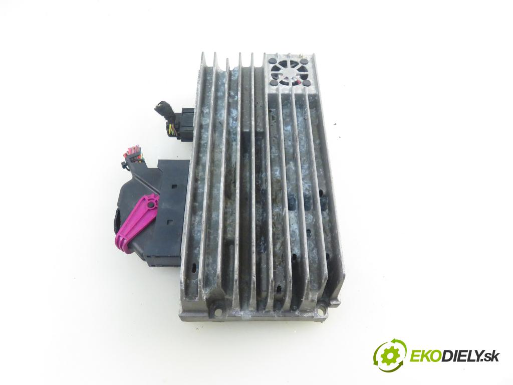 AUDI A5 (8T3) COUPE 2009 125,00 1.8 TFSI - CABD 1798,00 Zosilňovač 8T0035223M ; 8T0035223C (Zosilňovače)