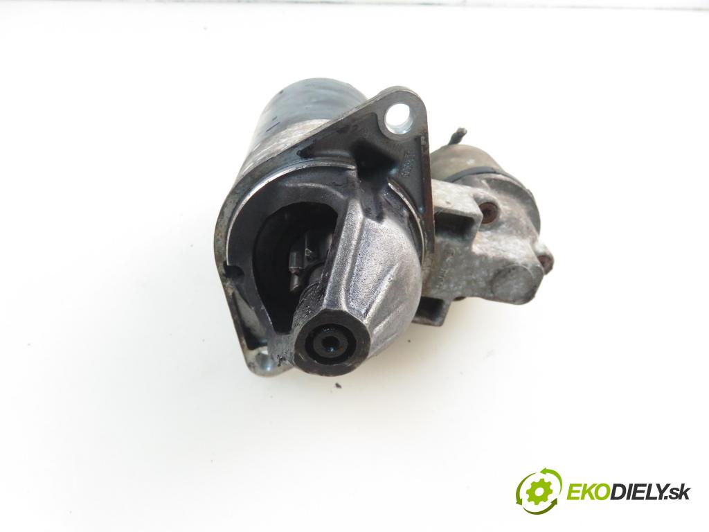 OPEL AGILA (A) (H00) HB 2002 43,00 1.0 12V - Z 10 XE 973,00 Štartér 0001106015 (Štartéry)