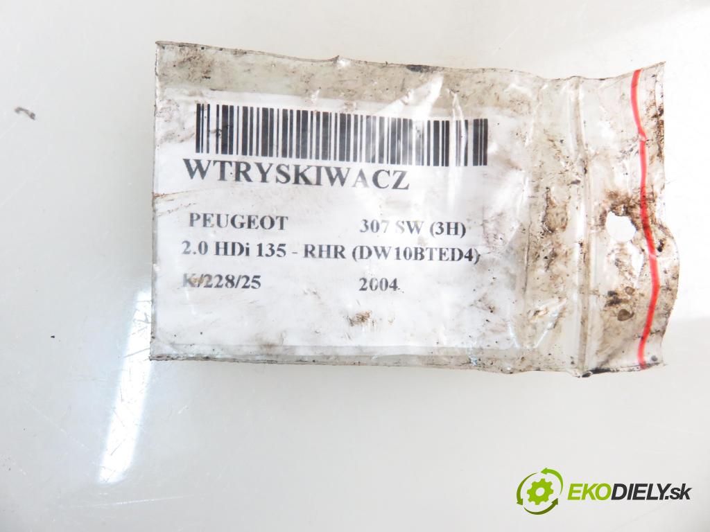 PEUGEOT 307 SW (3H) KOMBI 2004 100,00 2.0 HDi 135 - RHR (DW10BTED4) 1997,00 vstrekovač 9647247280 (Vstrekovač paliva)