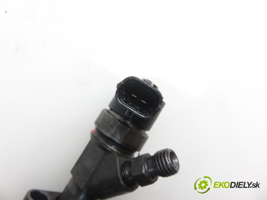 RENAULT ESPACE IV (JK0/1_) MINIVAN 2003 110,00 2.2 dCi (JK0H) 150 - G9T 742 2188,00 vstrekovač 8200936736 ; 0445110084 (Vstrekovač paliva)