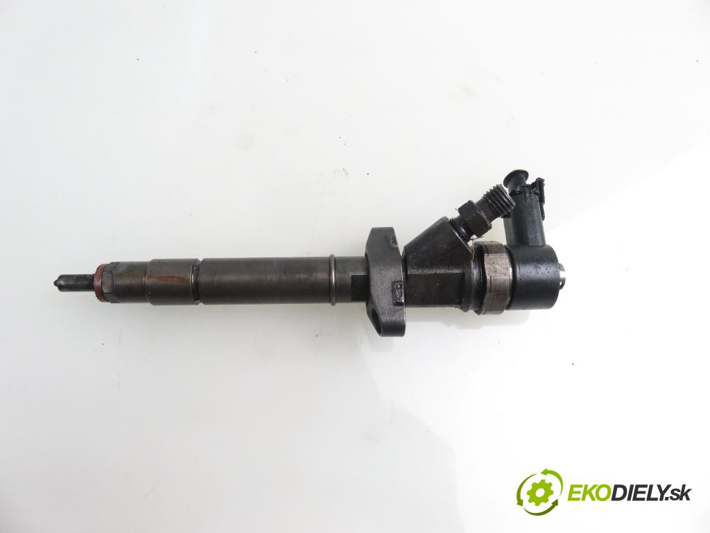 RENAULT ESPACE IV (JK0/1_) MINIVAN 2003 110,00 2.2 dCi (JK0H) 150 - G9T 742 2188,00 vstrekovač 8200936736 ; 0445110084 (Vstrekovač paliva)
