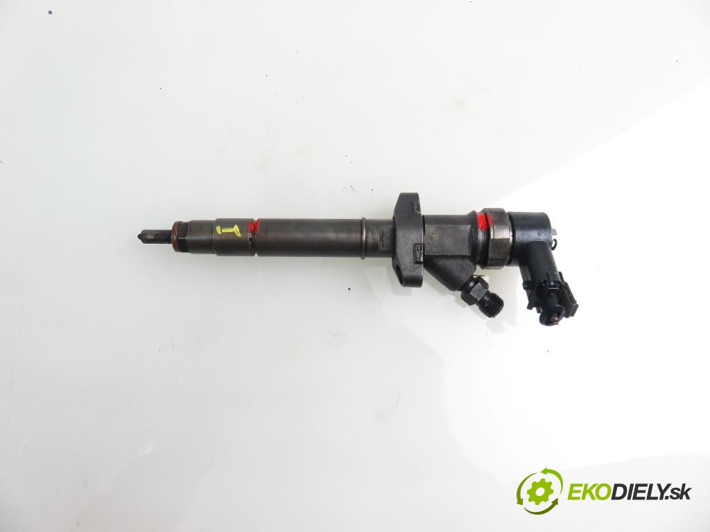 RENAULT ESPACE IV (JK0/1_) MINIVAN 2003 110,00 2.2 dCi (JK0H) 150 - G9T 742 2188,00 vstrekovač 8200936736 ; 0445110084 (Vstrekovač paliva)