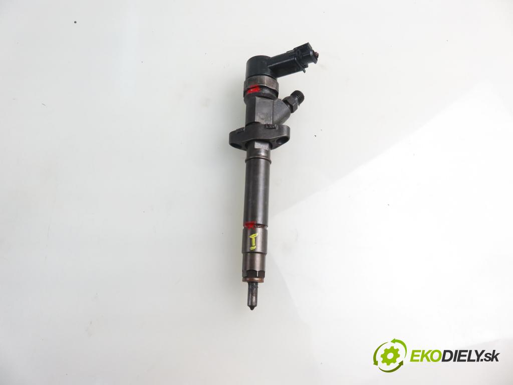 RENAULT ESPACE IV (JK0/1_) MINIVAN 2003 110,00 2.2 dCi (JK0H) 150 - G9T 742 2188,00 vstrekovač 8200936736 ; 0445110084 (Vstrekovač paliva)