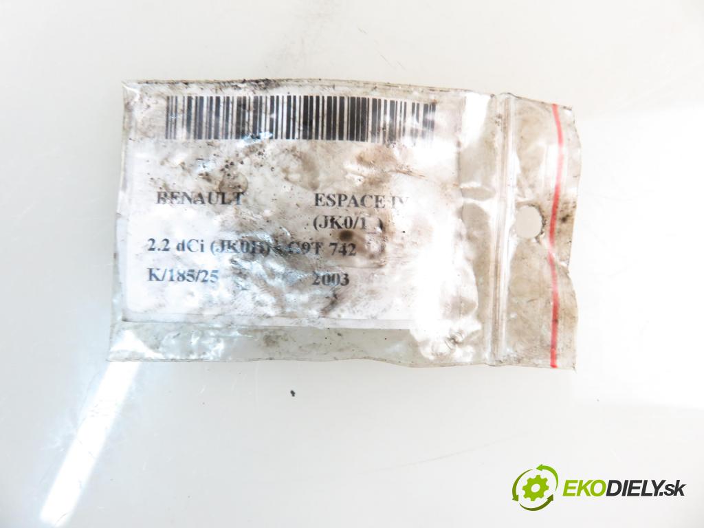 RENAULT ESPACE IV (JK0/1_) MINIVAN 2003 110,00 2.2 dCi (JK0H) 150 - G9T 742 2188,00 vstrekovač 8200936736 ; 0445110084 (Vstrekovač paliva)