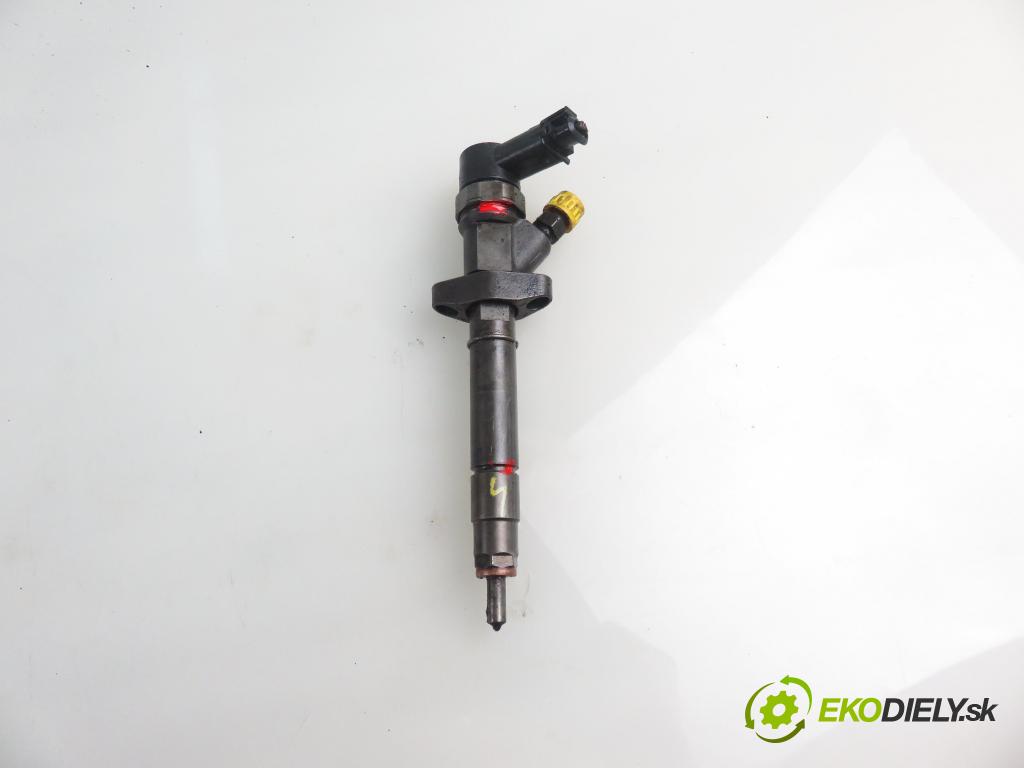 RENAULT ESPACE IV (JK0/1_) MINIVAN 2003 110,00 2.2 dCi (JK0H) 150 - G9T 742 2188,00 vstrekovač 8200936736 ; 0445110084 (Vstrekovač paliva)