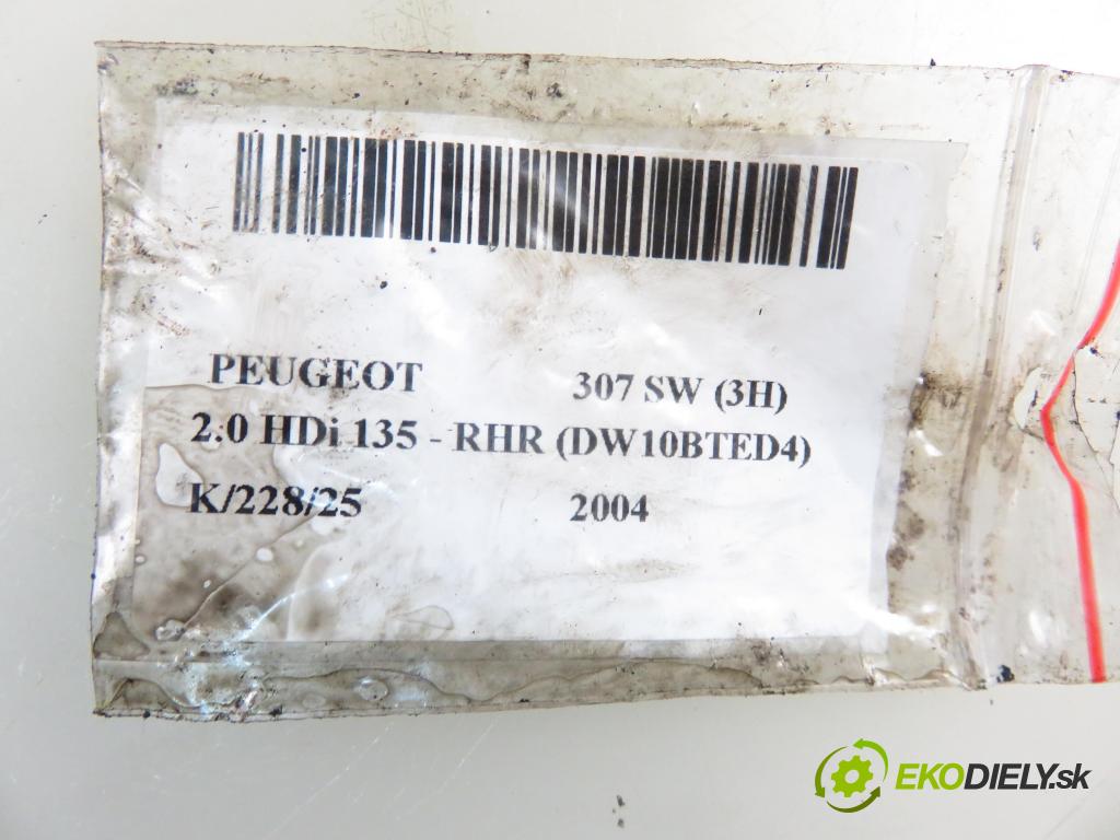 PEUGEOT 307 SW (3H) KOMBI 2004 100,00 2.0 HDi 135 - RHR (DW10BTED4) 1997,00 vstrekovač 9647247280 (Vstrekovač paliva)