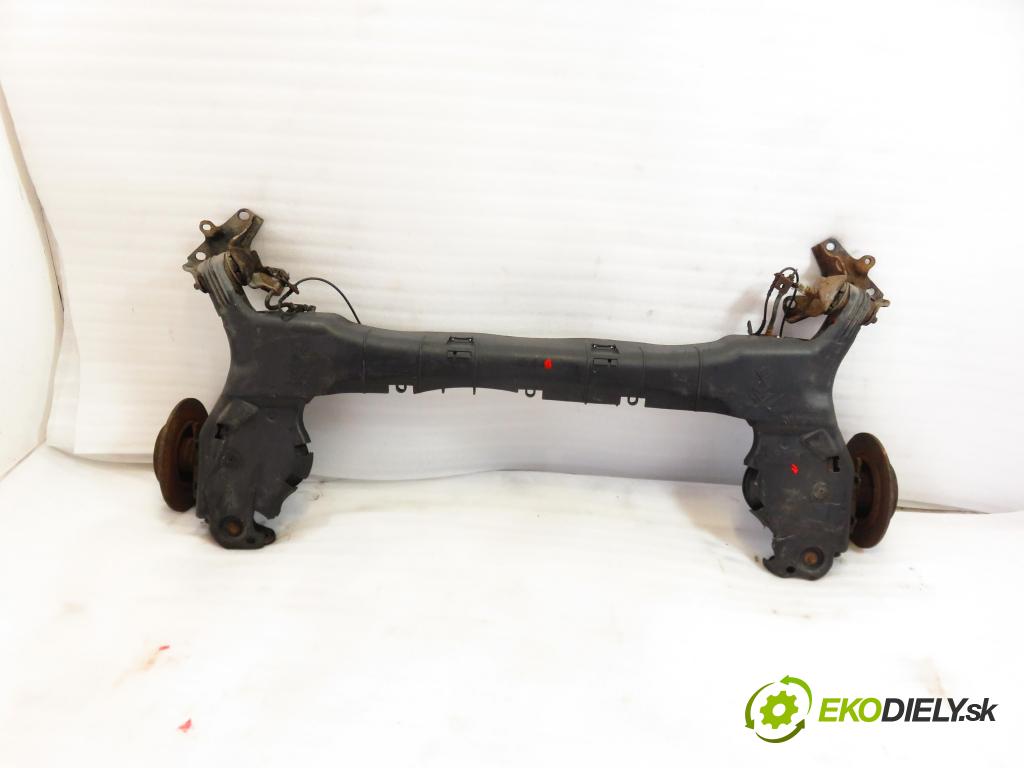 RENAULT MEGANE III liftback (BZ0/1_) HB 2011 96,00 1.9 dCi (BZ0N, BZ0J) - F9Q 870 1870,00 výztuha zadní část ABS