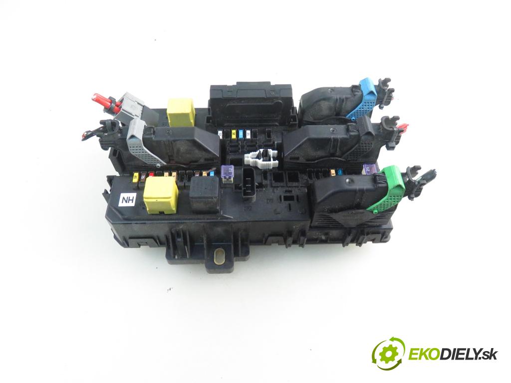 OPEL ZAFIRA B (A05) MINIVAN 2008 103,00 1.8 - Z 18 XER 1796,00 MODUL BSI 13220829HN ; 5DK00866943