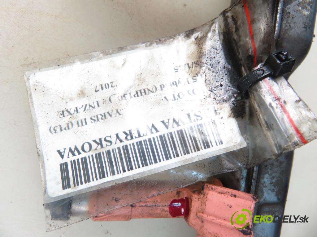 TOYOTA YARIS (_P13_) HB 2017 0,00 1.5 Hybrid (NHP130_) - 1NZ-FXE 1497,00 Lišta vstrekovacia 2325021091 (Vstrekovacia lišta)