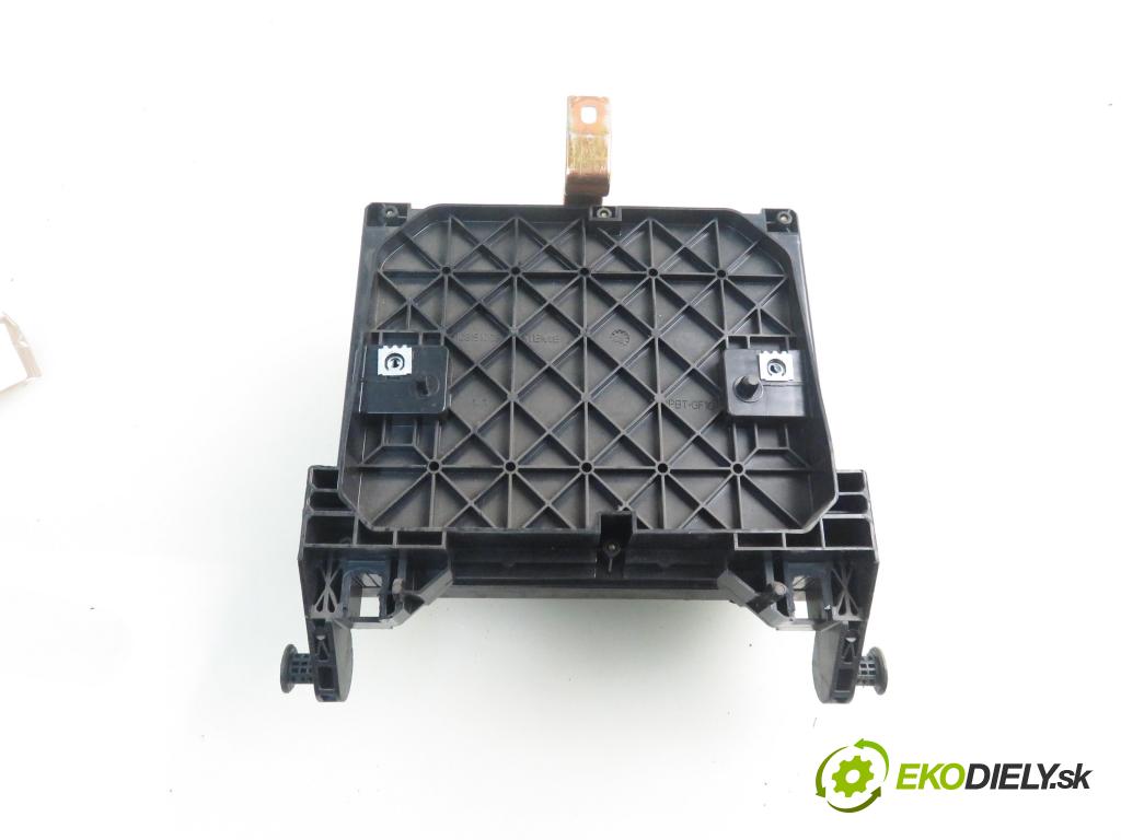 SEAT ALHAMBRA (7V8, 7V9) MINIVAN 2003 85,00 1.9 TDI PD 115 - AUY 1896,00 MODUL BSI 7M3962258AH ; 4M2114B205CA ; S120042300B