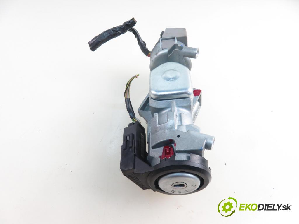 FORD FOCUS II (DA_, HCP) HB 2005 74,00 1.6 - HWDA 1596,00 spinačka 3M513F880AC (Spínacia skrinka)