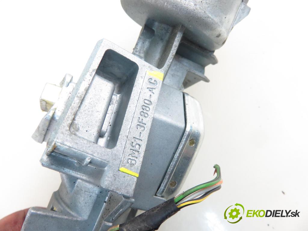 FORD FOCUS II (DA_, HCP) HB 2005 74,00 1.6 - HWDA 1596,00 spinačka 3M513F880AC (Spínacia skrinka)