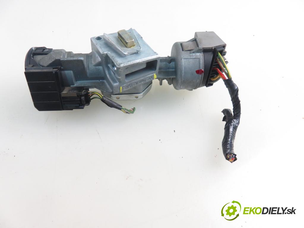 FORD FOCUS II (DA_, HCP) HB 2005 74,00 1.6 - HWDA 1596,00 spinačka 3M513F880AC (Spínacia skrinka)