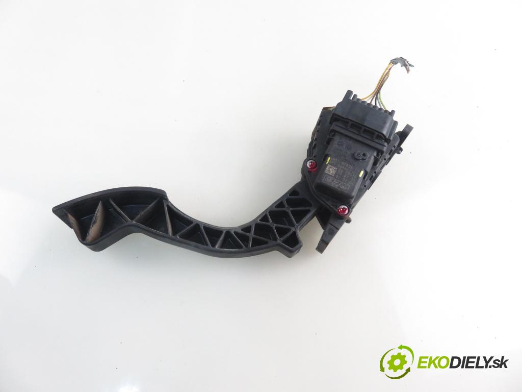 FORD FOCUS II (DA_, HCP) HB 2005 74,00 1.6 - HWDA 1596,00 Potenciometer plynu 4M519F836AH ; 6PV00864101 (Pedál)