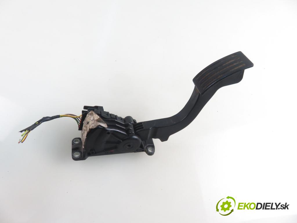 FORD FOCUS II (DA_, HCP) HB 2005 74,00 1.6 - HWDA 1596,00 Potenciometer plynu 4M519F836AH ; 6PV00864101 (Pedál)