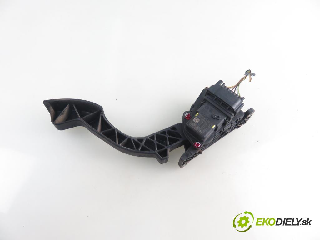 FORD FOCUS II (DA_, HCP) HB 2005 74,00 1.6 - HWDA 1596,00 Potenciometer plynu 4M519F836AH ; 6PV00864101 (Pedál)