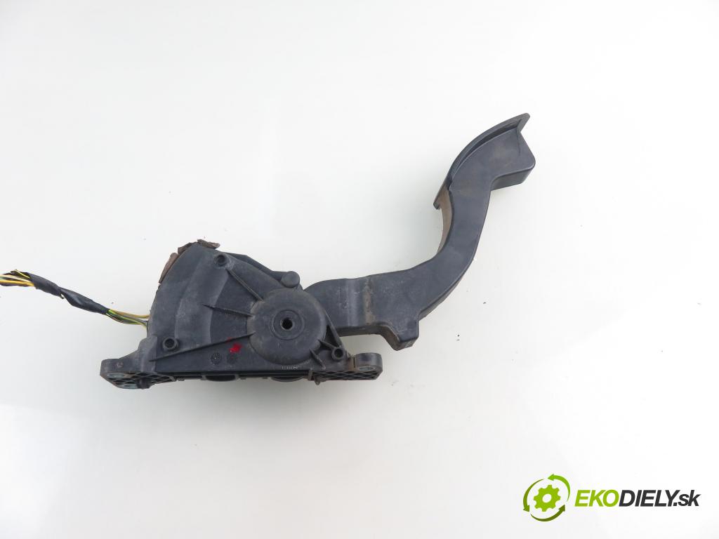 FORD FOCUS II (DA_, HCP) HB 2005 74,00 1.6 - HWDA 1596,00 Potenciometer plynu 4M519F836AH ; 6PV00864101 (Pedál)