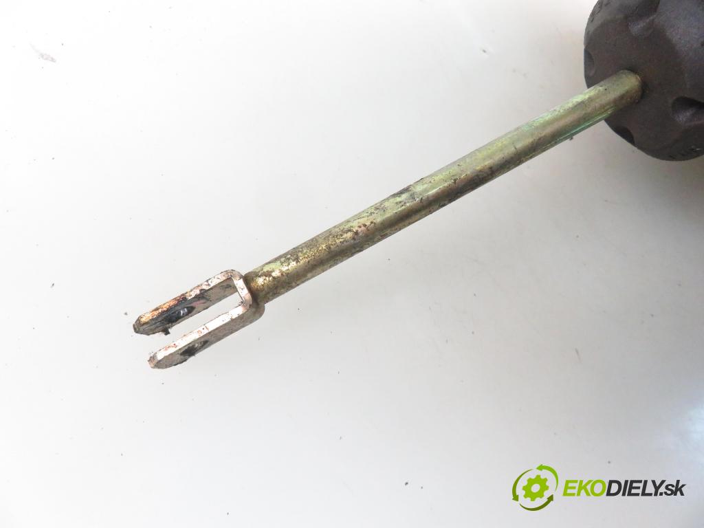 PEUGEOT 607 (9D, 9U) SEDAN 2000 98,00 2.2 HDI - 4HX (DW12TED4/FAP) 2179,00 Posilovač 9640238180 ; 02804021462 (Servočerpadlo, pumpa riadenia)