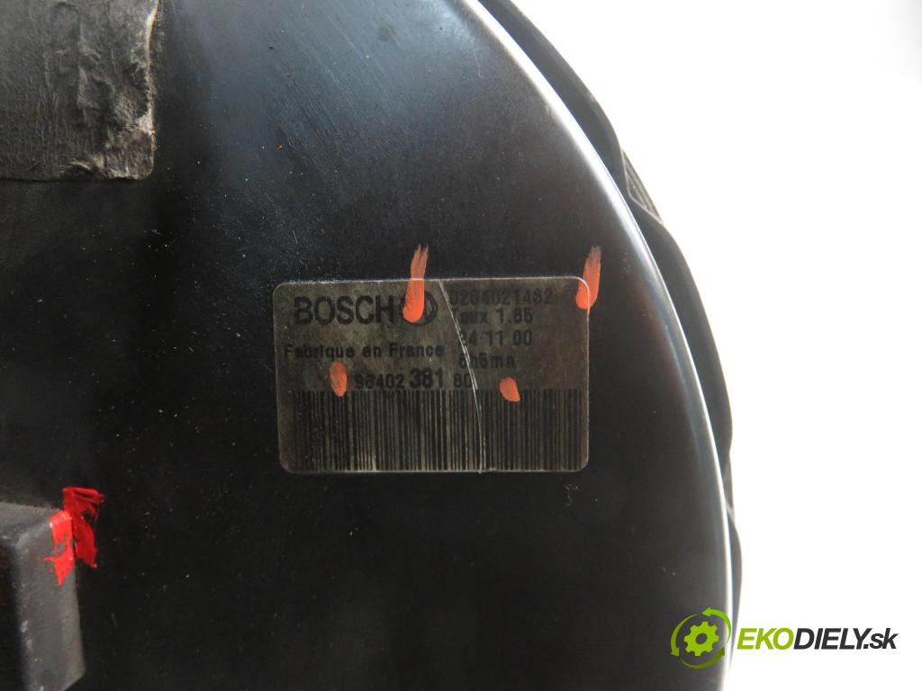 PEUGEOT 607 (9D, 9U) SEDAN 2000 98,00 2.2 HDI - 4HX (DW12TED4/FAP) 2179,00 Posilovač 9640238180 ; 02804021462 (Servočerpadlo, pumpa riadenia)