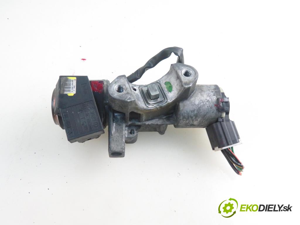 TOYOTA AVENSIS Kombi (_T25_) HB 2004 85,00 2.0 D-4D 116 - 1CD-FTV 1995,00 spinačka N05015178 ; 8978305010 (Spínacia skrinka a kľúč)