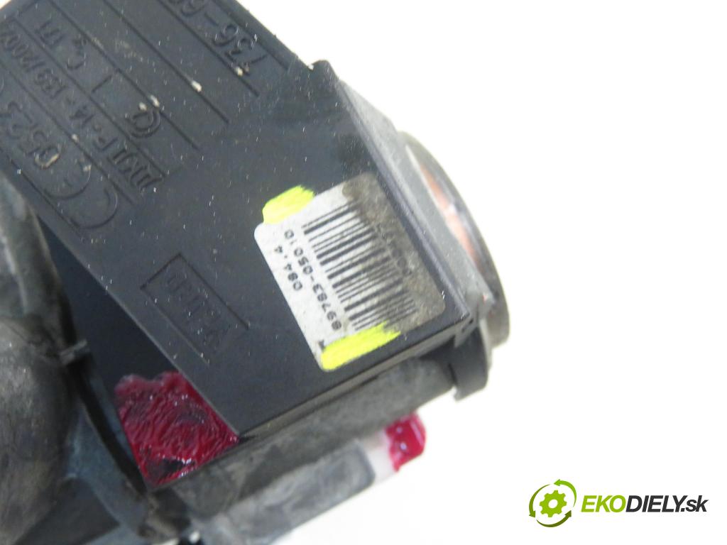 TOYOTA AVENSIS Kombi (_T25_) HB 2004 85,00 2.0 D-4D 116 - 1CD-FTV 1995,00 spinačka N05015178 ; 8978305010 (Spínacia skrinka a kľúč)