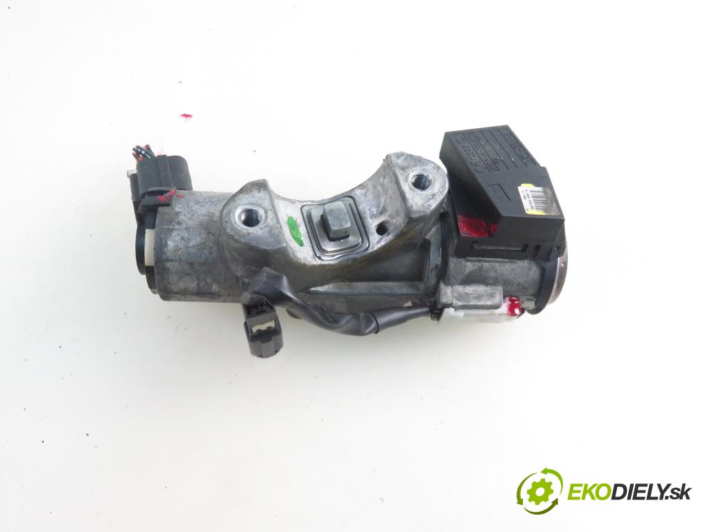 TOYOTA AVENSIS Kombi (_T25_) HB 2004 85,00 2.0 D-4D 116 - 1CD-FTV 1995,00 spinačka N05015178 ; 8978305010 (Spínacia skrinka a kľúč)