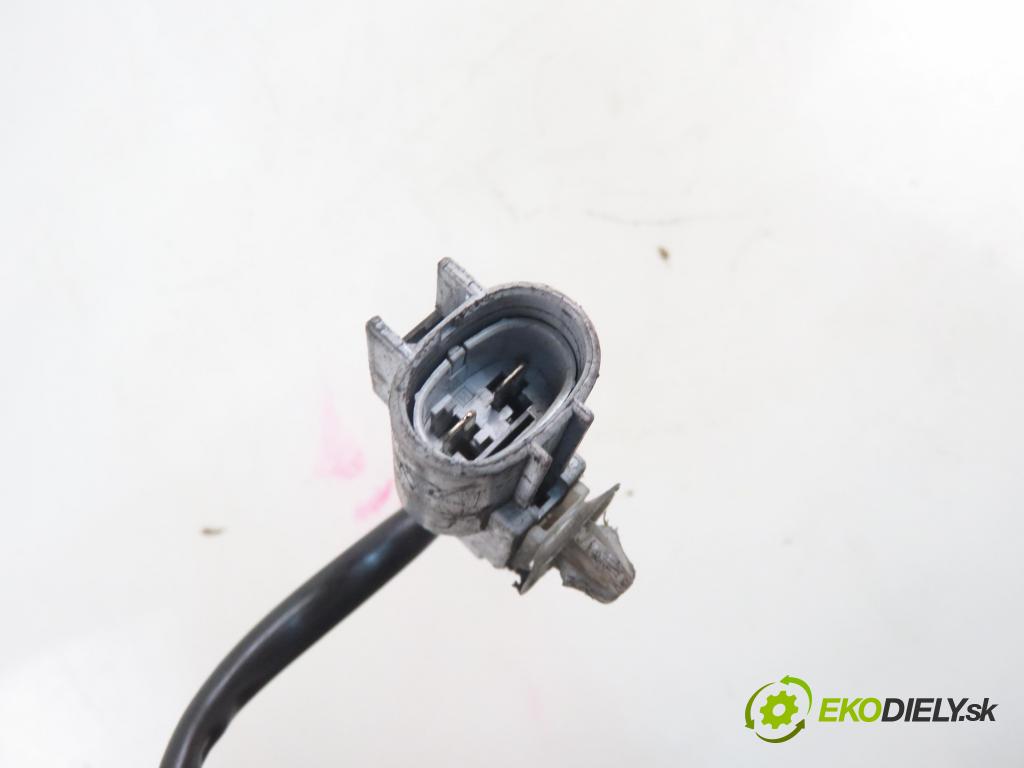 TOYOTA AVENSIS Kombi (_T25_) HB 2004 85,00 2.0 D-4D 116 - 1CD-FTV 1995,00 Obal filtra paliva  (Obal filtra paliva)