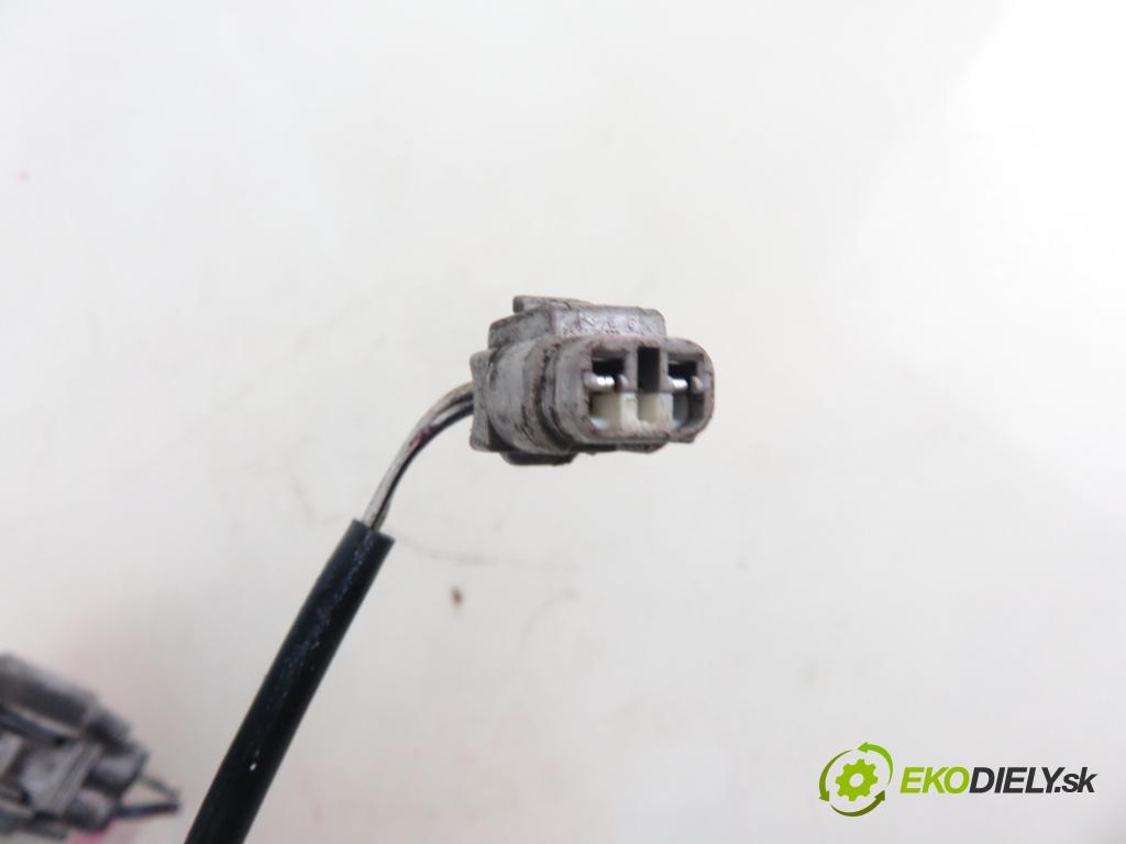 TOYOTA AVENSIS Kombi (_T25_) HB 2004 85,00 2.0 D-4D 116 - 1CD-FTV 1995,00 Obal filtra paliva  (Obal filtra paliva)