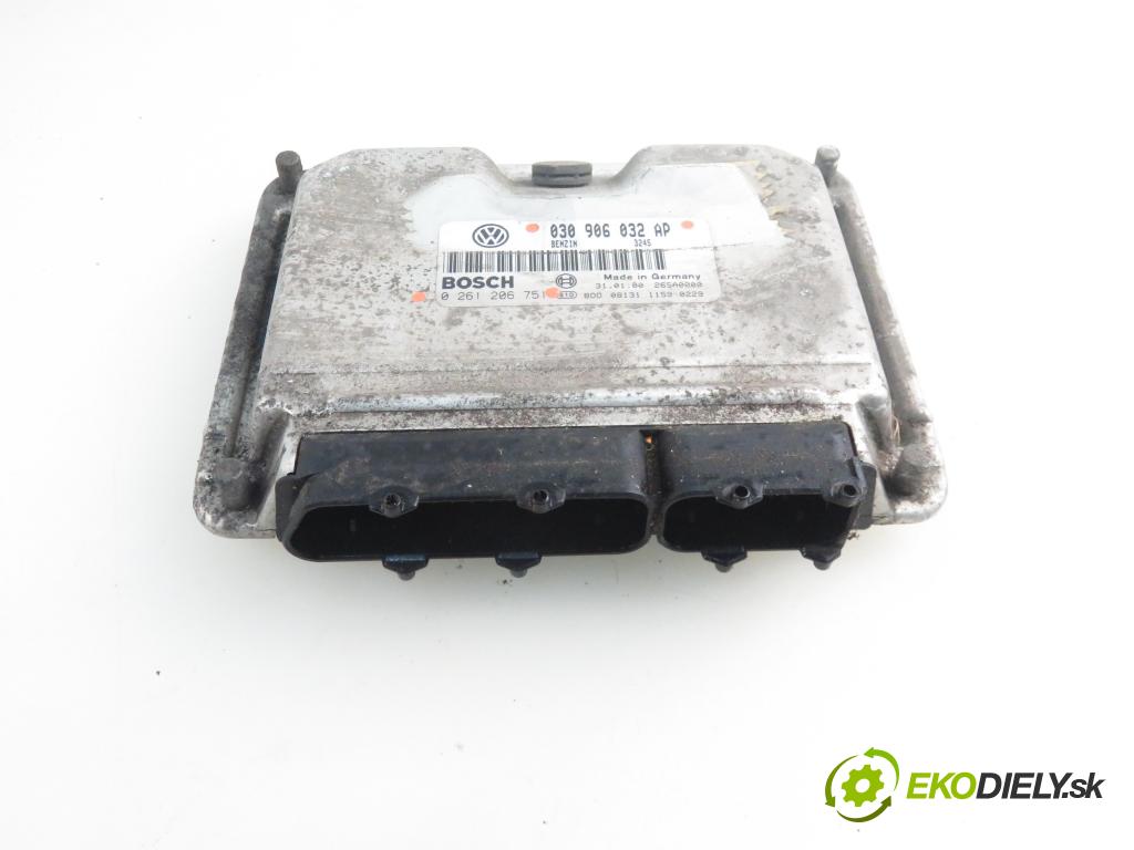 VW POLO (6N2) HB 2001 44,00 1.4 60 - AKK 1390,00 Riadiaca jednotka Motor 030906032AP ; 0261206751