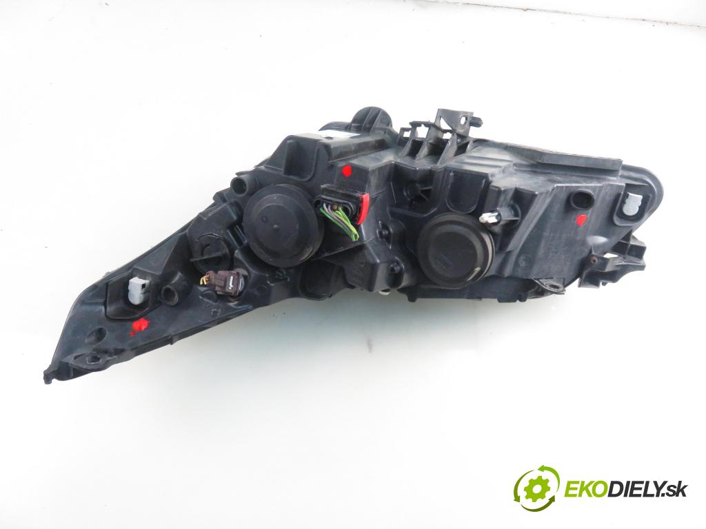 CITROEN C4 I (LC_) HB 2010 65,00 1.4 16V 88 - KFU 1360,00 světlo PP 9684382280