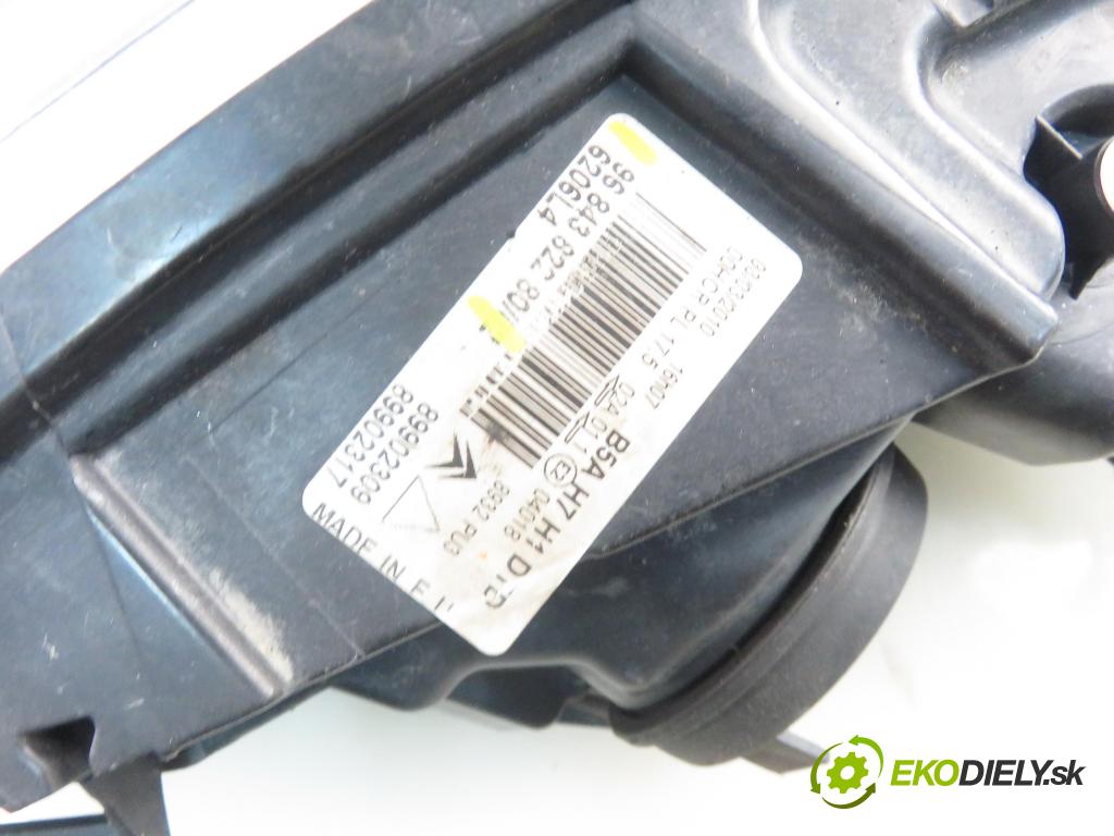 CITROEN C4 I (LC_) HB 2010 65,00 1.4 16V 88 - KFU 1360,00 světlo PP 9684382280