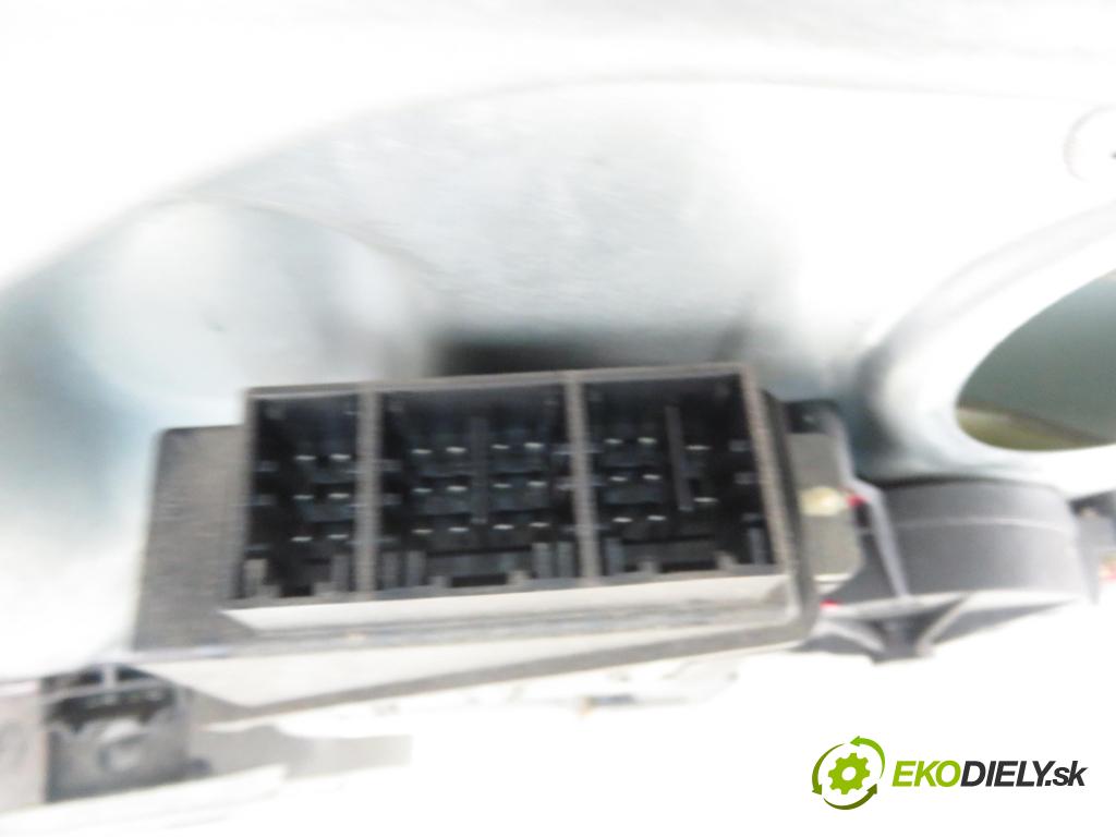 VW POLO (9N_) HB 2003 55,00 1.4 TDI PD 75 - AMF 1422,00 mechanismus oken PPE 3D 6Q2959801A