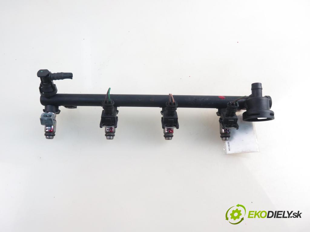 RENAULT MEGANE Scenic (JA0/1_) MINIVAN 1999 79,00 1.6 16V 107 - K4M 700 1598,00 Lišta vstrekovacia 048H104274 ; 7700112519 ; IWP026 (Vstrekovacia lišta)