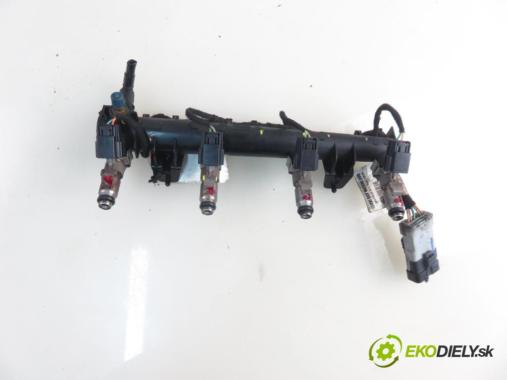 CITROEN C4 I (LC_) HB 2010 65,00 1.4 16V 88 - KFU 1360,00 Lišta vstrekovacia IPM012 ; 9652451580 ; 9644224380 (Vstrekovacia lišta)