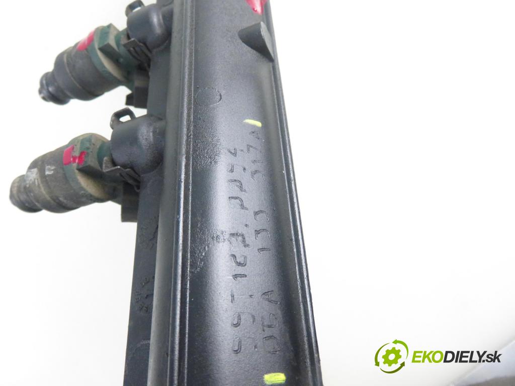 VW GOLF IV (1J1) HB 1999 74,00 1.6 - AKL 1595,00 Lišta vstrekovacia 037906031AA ; 06A133317A (Vstrekovacia lišta)